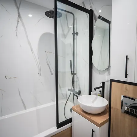 Apartcieszyn - Liburnia *
